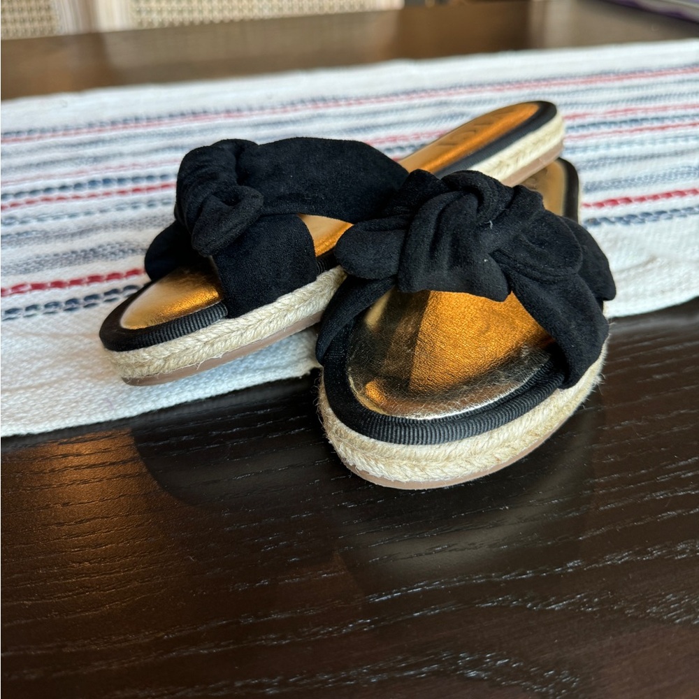 Vici Top Knot Flat Espadrille Sandals NWOT